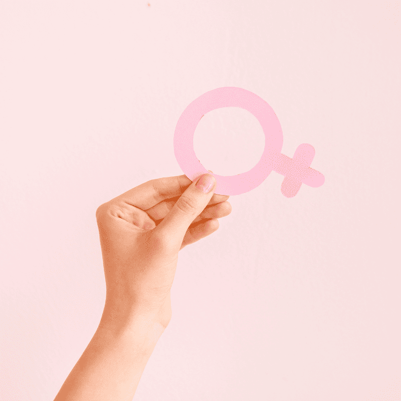 Ícono que representa mujeres con mayor propensión a síntomas digestivos